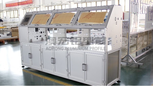 工業(yè)鋁型材設(shè)備防護(hù)罩到底有什么作用？